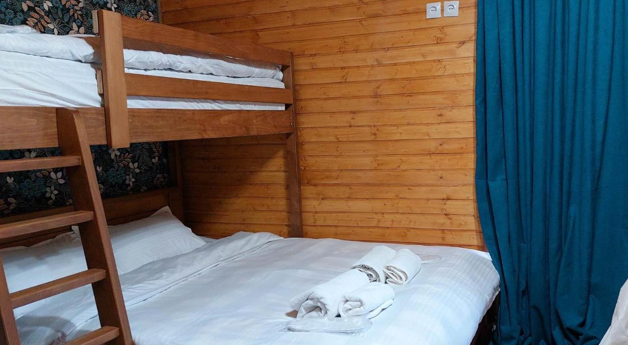 Guesthouse And Cottage Nicolo Kazbegi Ngoại thất bức ảnh